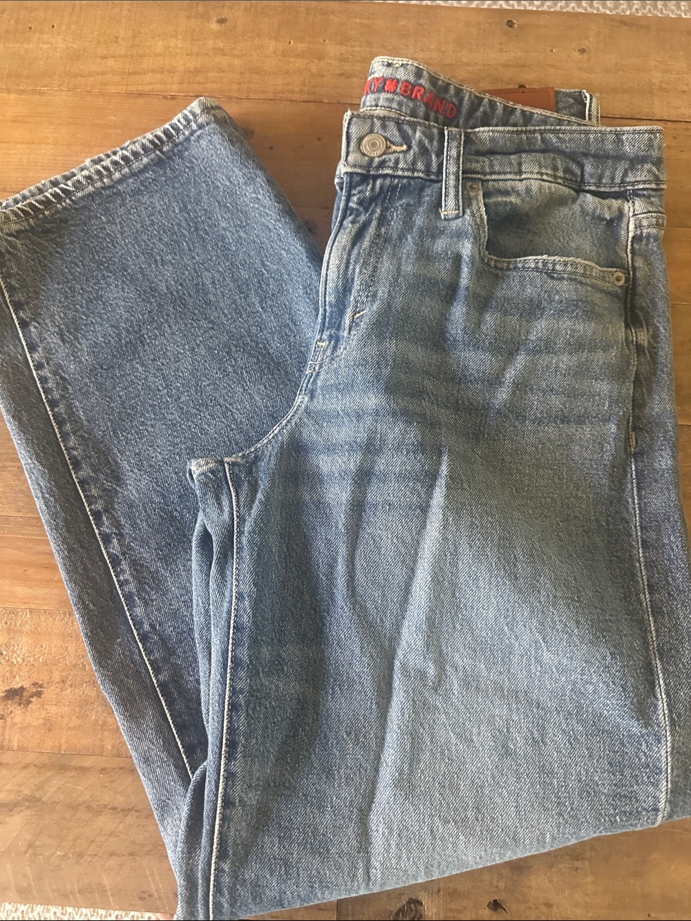 Lucky Brand Women's Baggy Wide-Leg Jeans.